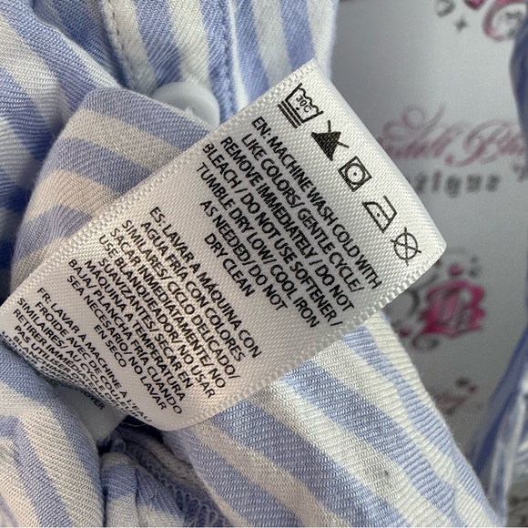 beachlunchlounge long sleeve button up Light Blue and White Striped Shirt - Picture 11 of 12